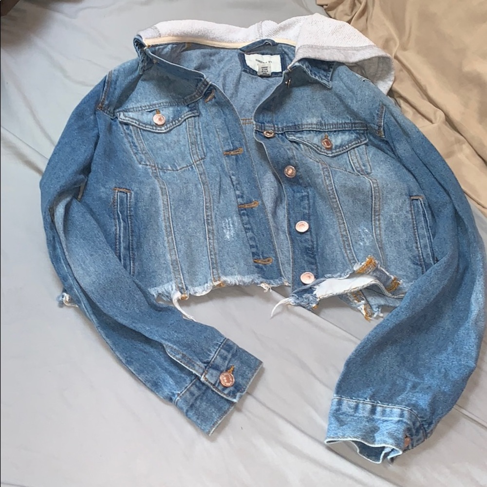 Hooded jean short jacket
